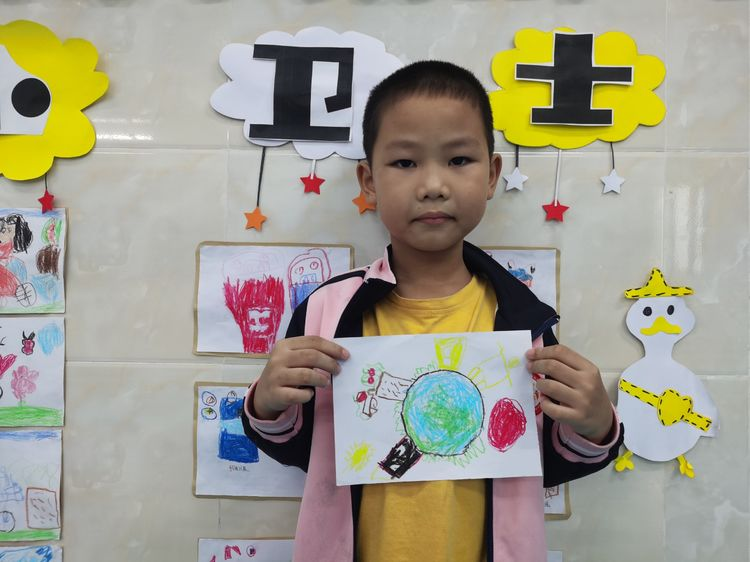 地球小卫士——文昌市文汇幼儿园大二班主题活动掠影